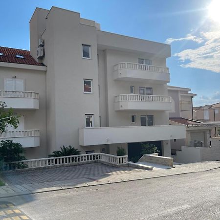 Apartment Dalmatien Traumhaus Makarska Exterior photo