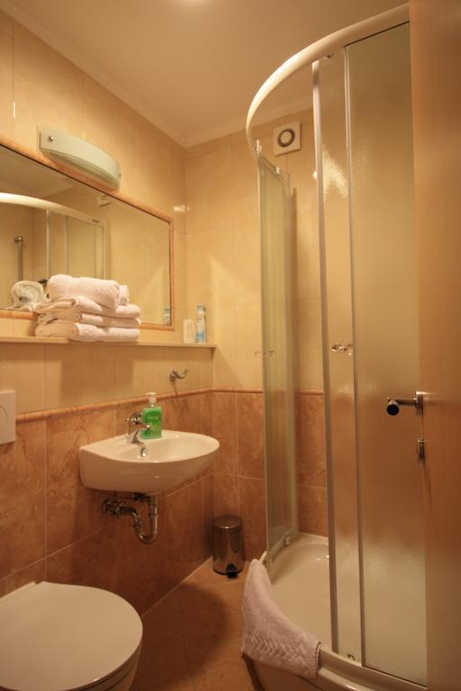 Apartment Dalmatien Traumhaus Makarska Exterior photo