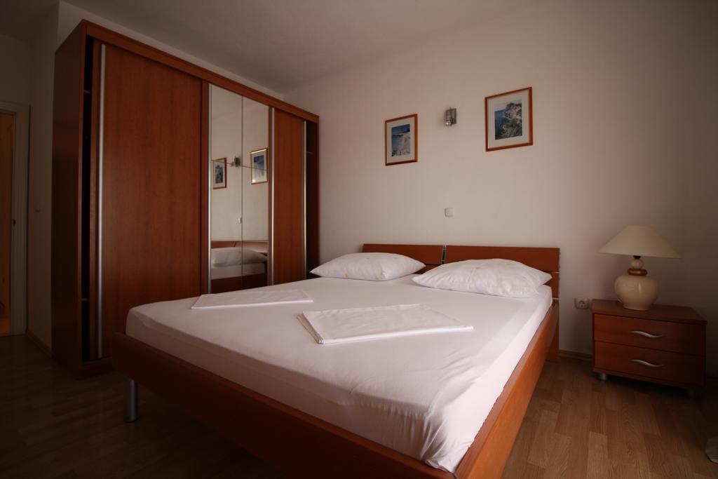 Apartment Dalmatien Traumhaus Makarska Exterior photo