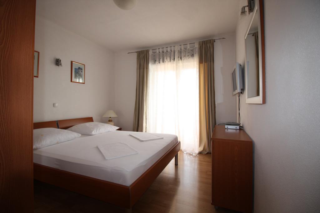 Apartment Dalmatien Traumhaus Makarska Exterior photo