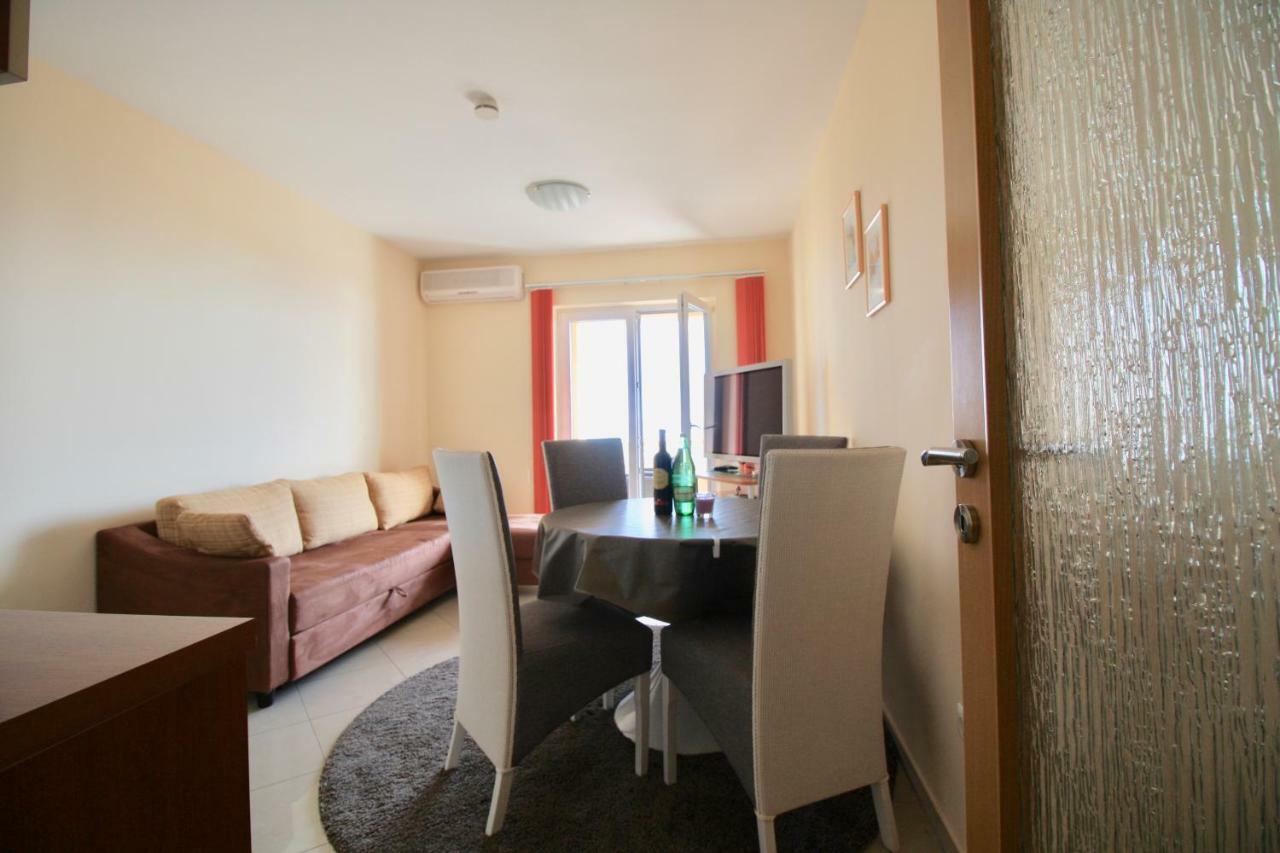 Apartment Dalmatien Traumhaus Makarska Exterior photo