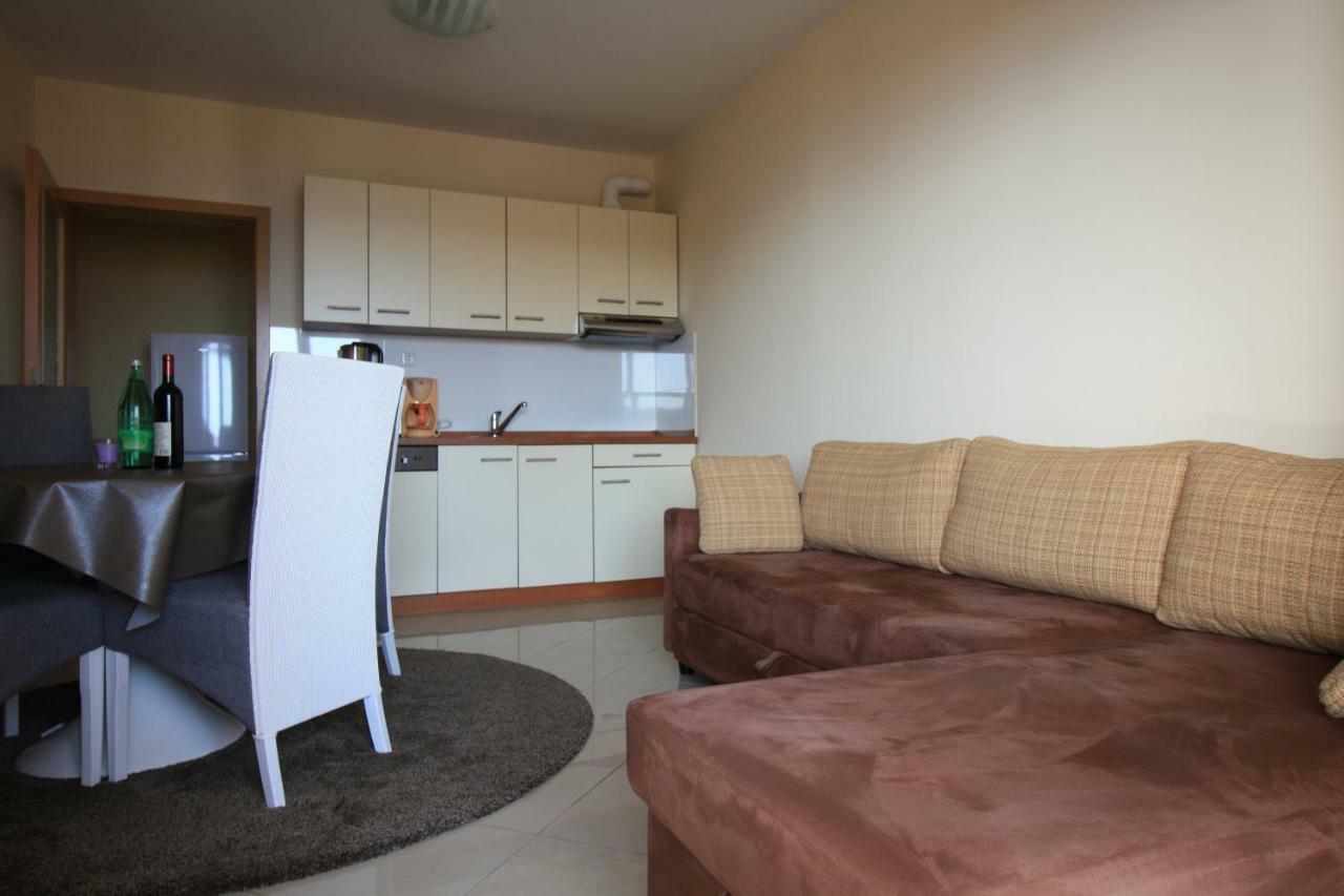 Apartment Dalmatien Traumhaus Makarska Exterior photo