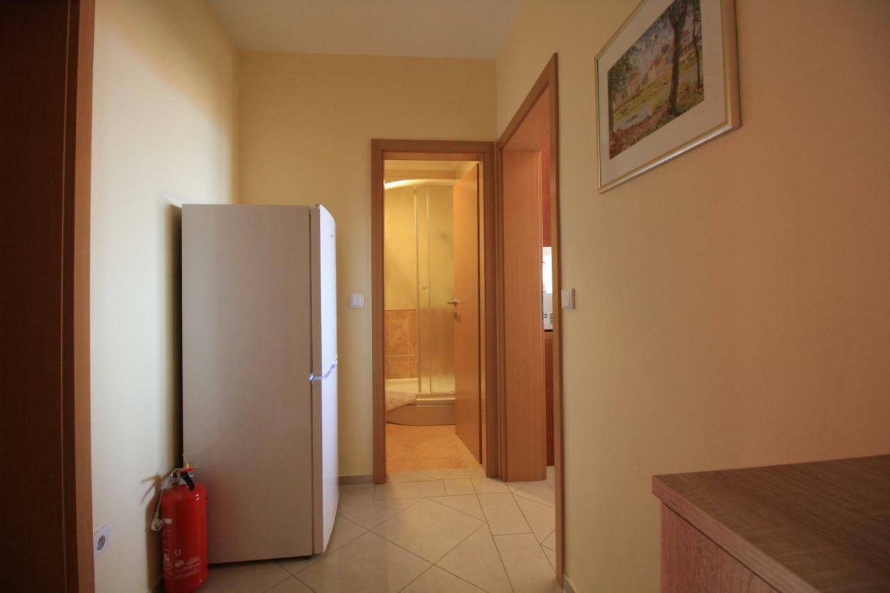 Apartment Dalmatien Traumhaus Makarska Exterior photo